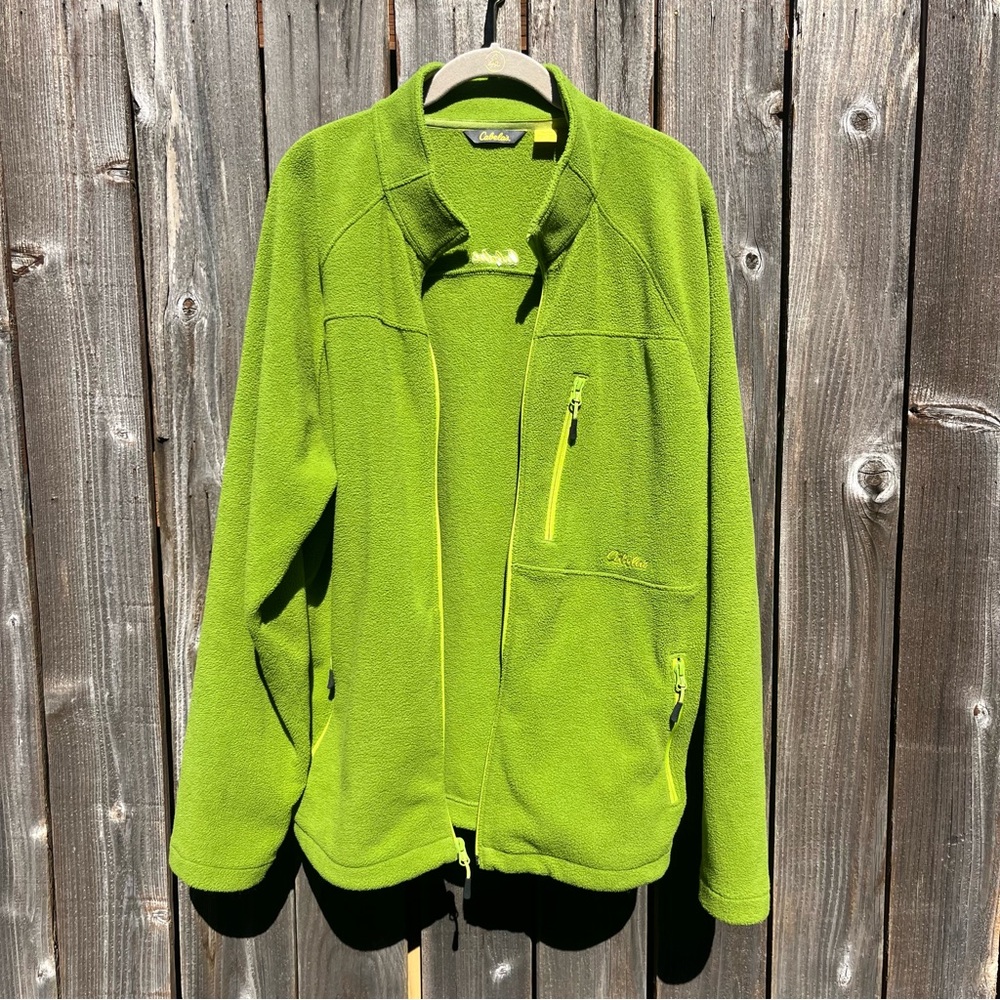Cabela’s green zip up jacket size XL